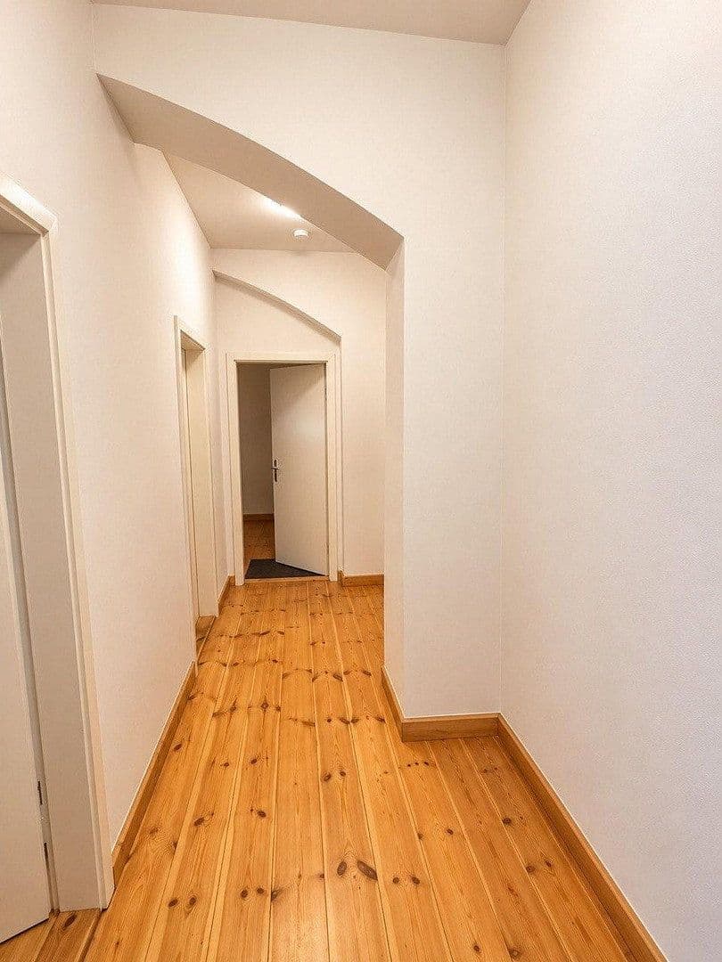 Prodej bytu 5+1 93 m², Friedrichsberger Strasse 24, Berlin, Berlín Prodej bytu 5+1 93 m², Friedrichsberger Strasse 24, Berlin, Berlín