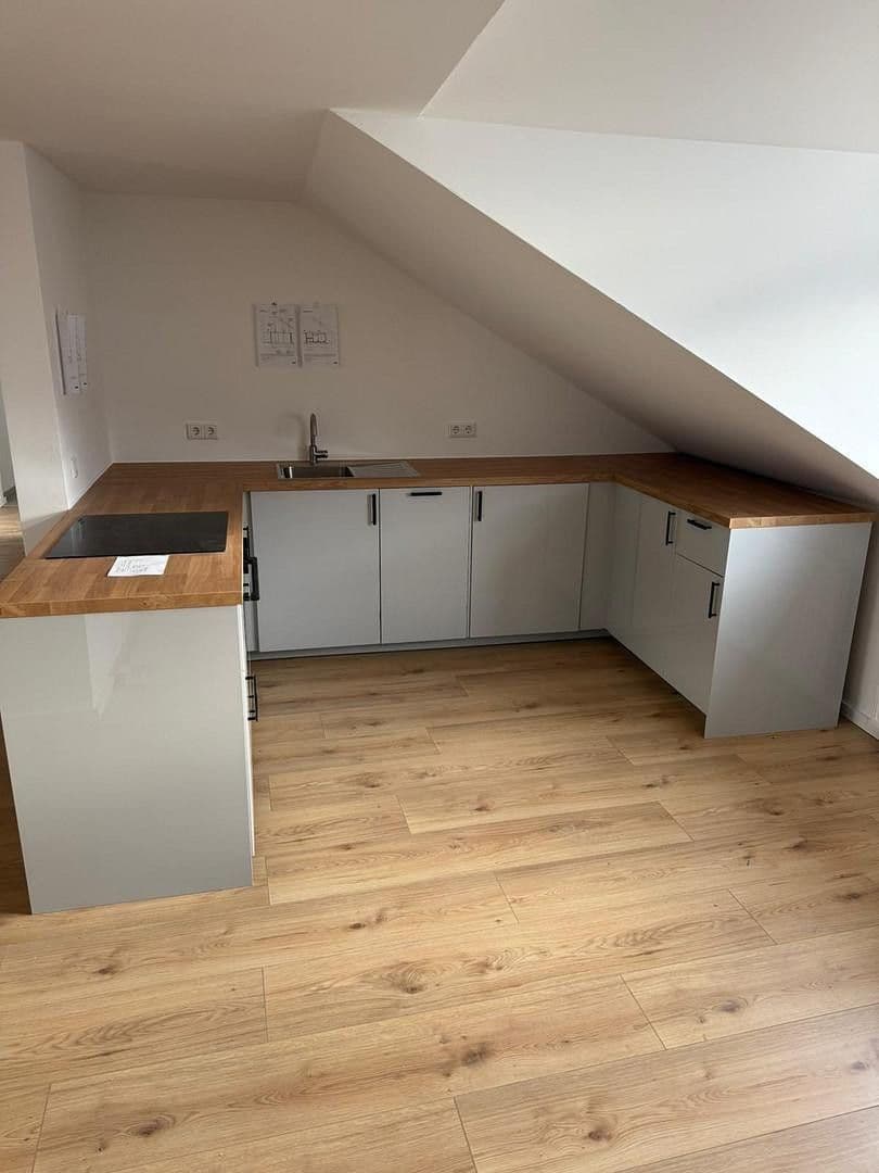 Pronájem bytu 4+1 119 m², Nürnberg, Bavorsko Pronájem bytu 4+1 119 m², Nürnberg, Bavorsko