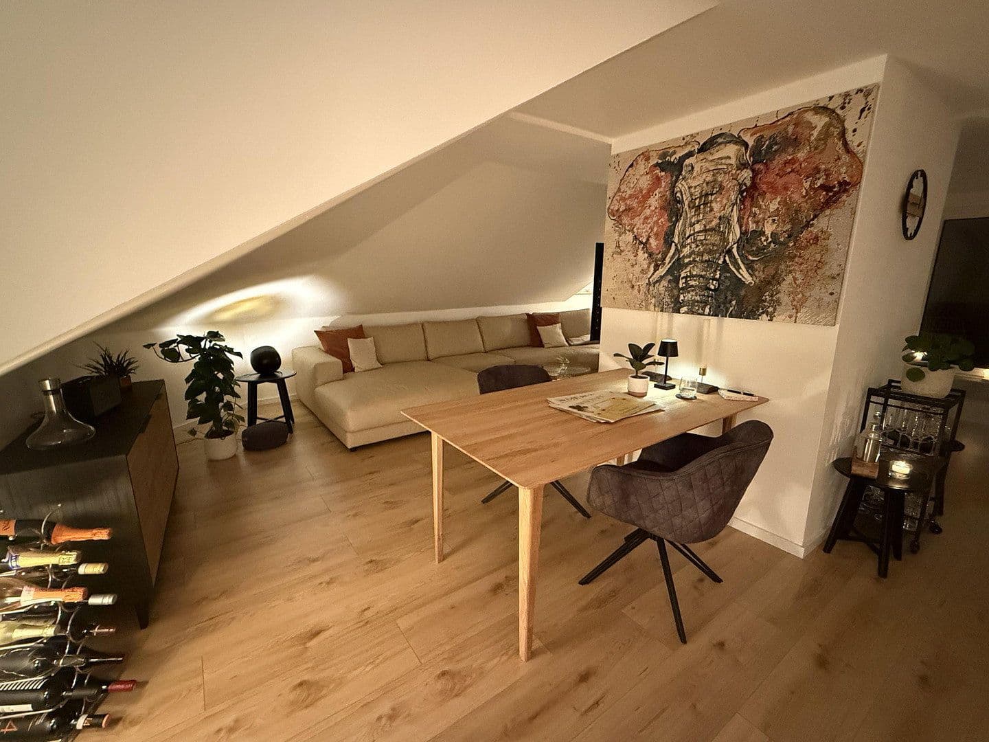 Pronájem bytu 4+1 119 m², Nürnberg, Bavorsko Pronájem bytu 4+1 119 m², Nürnberg, Bavorsko