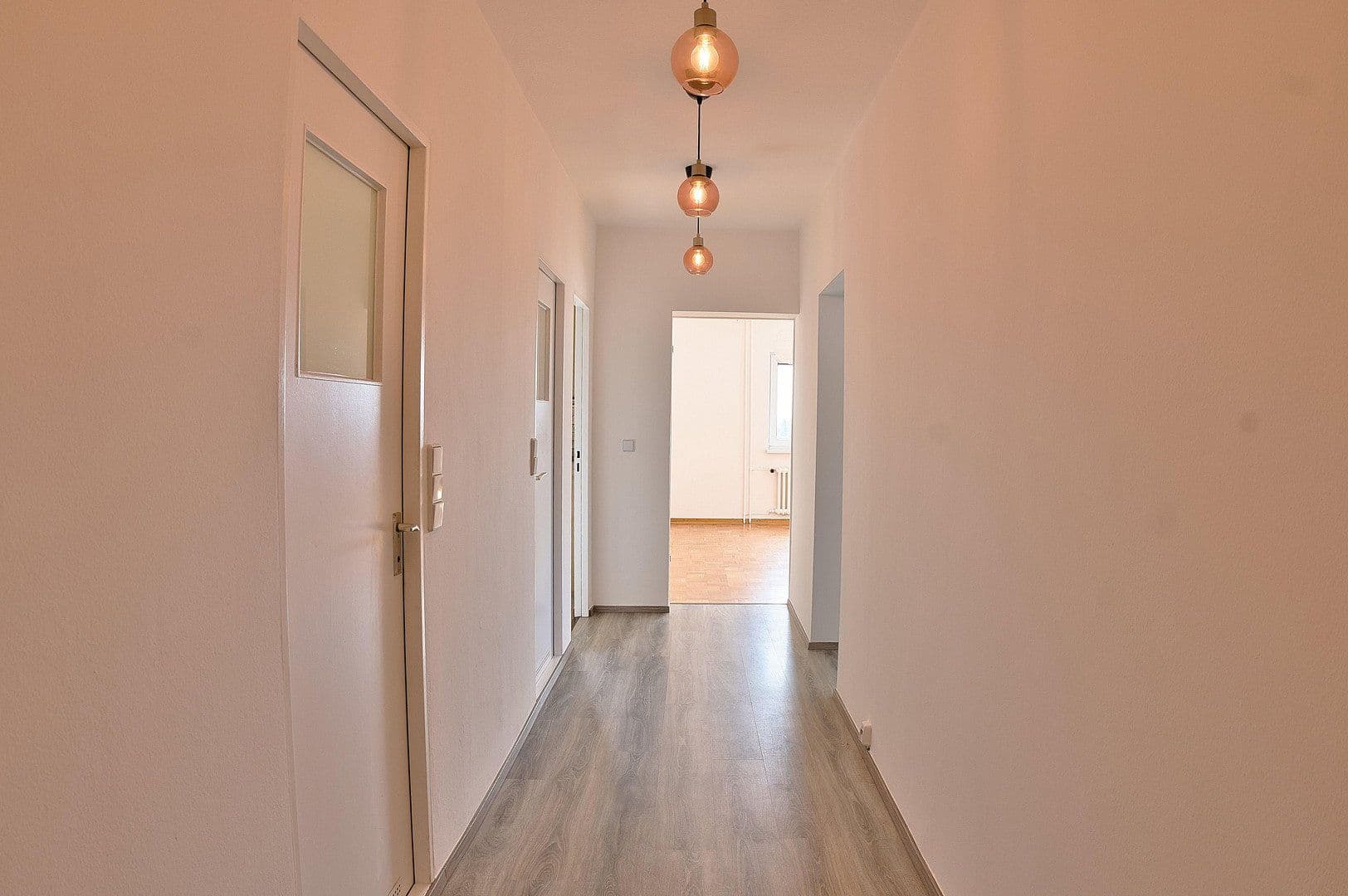 Prodej bytu 2+1 65 m², Berlin, Berlín Prodej bytu 2+1 65 m², Berlin, Berlín