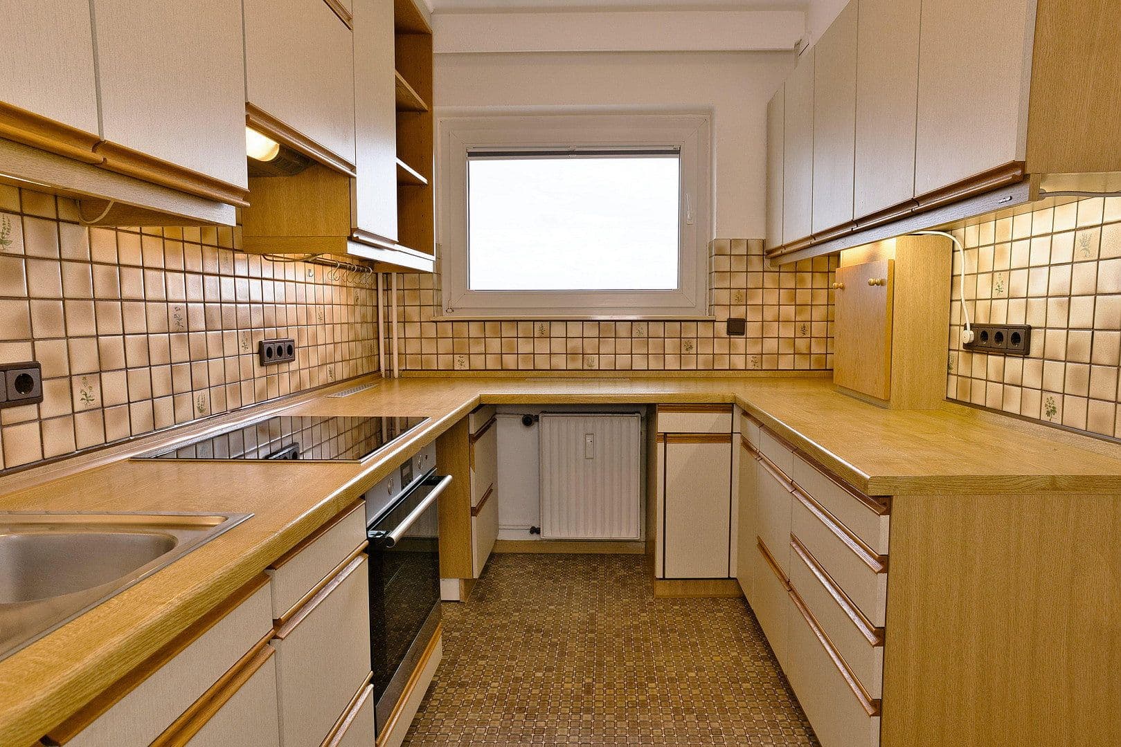 Prodej bytu 2+1 65 m², Berlin, Berlín Prodej bytu 2+1 65 m², Berlin, Berlín