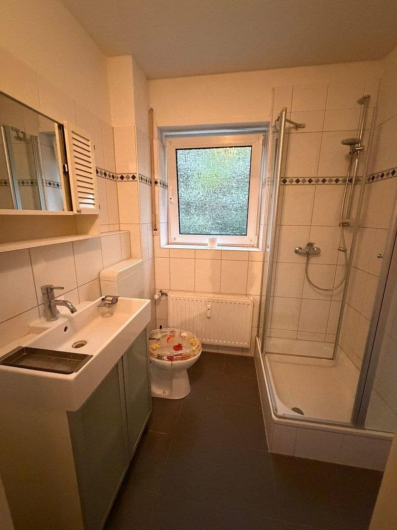 Pronájem bytu 2+1 65 m², Paul-Bonatz-Straße 25, Düsseldorf, Severní Porýní-Vestfálsko Pronájem bytu 2+1 65 m², Paul-Bonatz-Straße 25, Düsseldorf, Severní Porýní-Vestfálsko