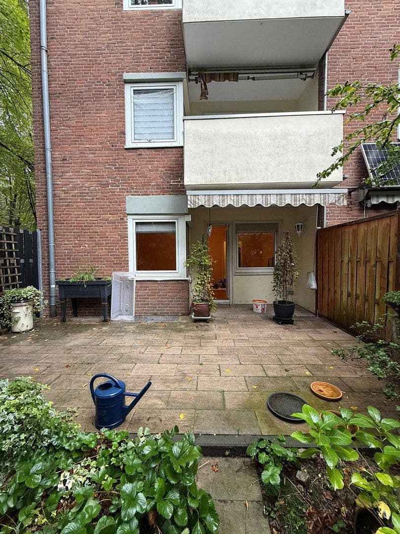 Pronájem bytu 2+1 65 m², Paul-Bonatz-Straße 25, Düsseldorf, Severní Porýní-Vestfálsko Pronájem bytu 2+1 65 m², Paul-Bonatz-Straße 25, Düsseldorf, Severní Porýní-Vestfálsko