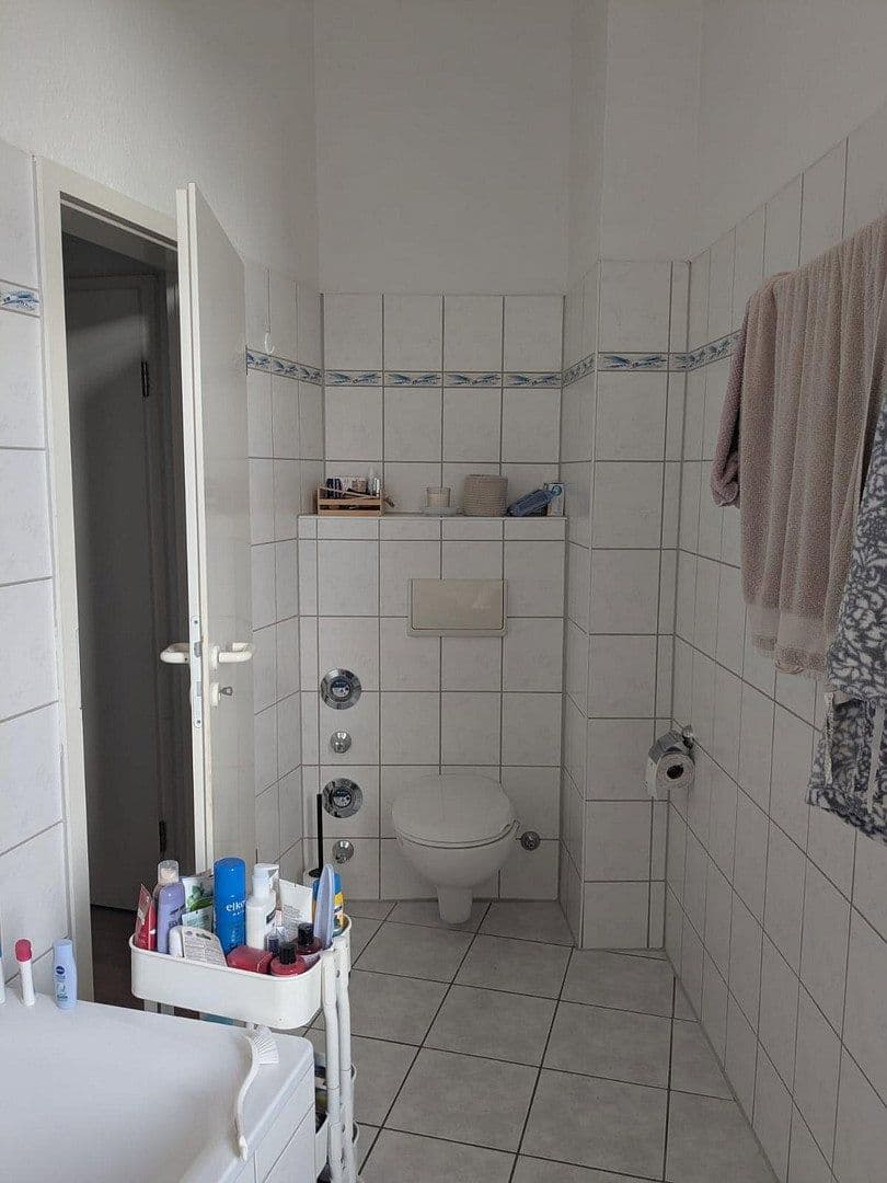 Pronájem bytu 1+1 44 m², Rostock, Mecklenburg-Vorpommern Pronájem bytu 1+1 44 m², Rostock, Mecklenburg-Vorpommern