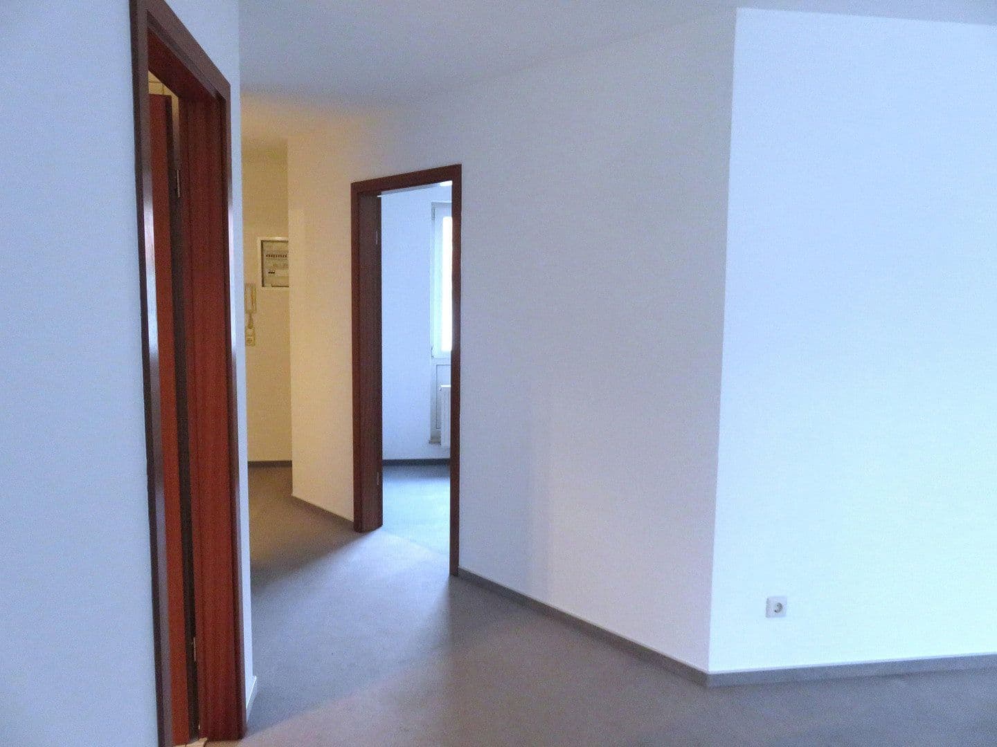 Prodej bytu 3+1 70 m², Im Hof 6, Baltmannsweiler, Bádensko-Württembersko Prodej bytu 3+1 70 m², Im Hof 6, Baltmannsweiler, Bádensko-Württembersko
