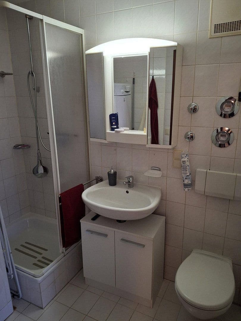 Pronájem bytu 2+1 58 m², Kehlstr. 38-1, Vaihingen an der Enz, Bádensko-Württembersko Pronájem bytu 2+1 58 m², Kehlstr. 38-1, Vaihingen an der Enz, Bádensko-Württembersko