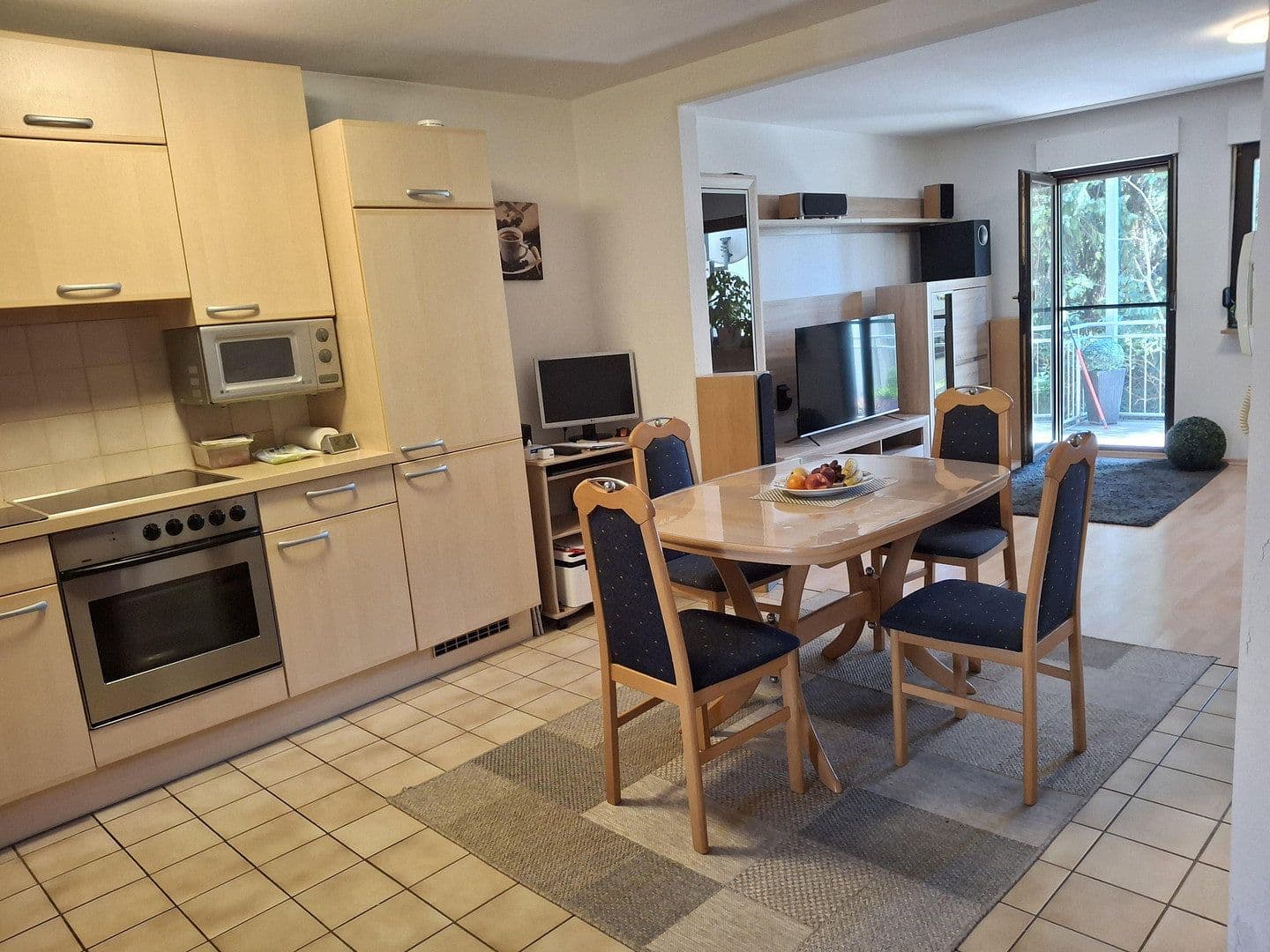 Pronájem bytu 2+1 58 m², Kehlstr. 38-1, Vaihingen an der Enz, Bádensko-Württembersko Pronájem bytu 2+1 58 m², Kehlstr. 38-1, Vaihingen an der Enz, Bádensko-Württembersko