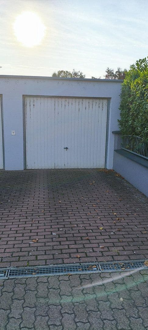 Prodej bytu 4+kk 143 m², Eich, Porýní-Falc Prodej bytu 4+kk 143 m², Eich, Porýní-Falc
