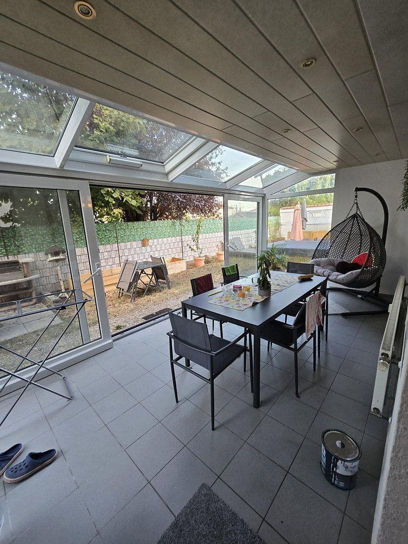 Prodej bytu 4+kk 143 m², Eich, Porýní-Falc Prodej bytu 4+kk 143 m², Eich, Porýní-Falc