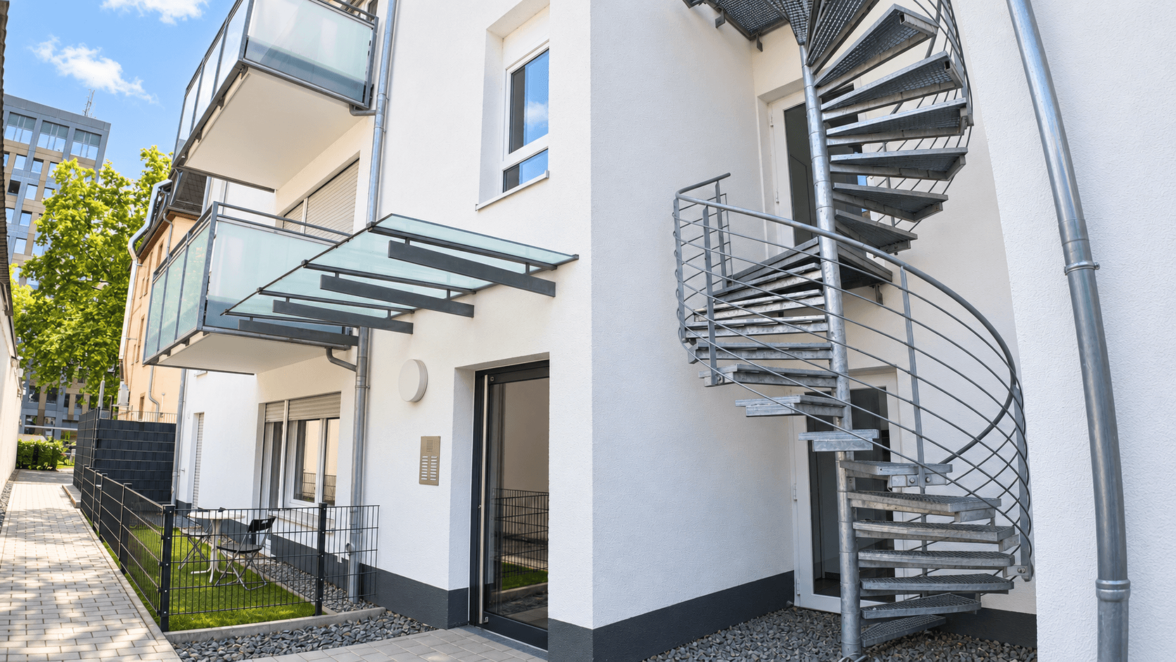 Pronájem bytu 1+1 32 m², Frankfurt am Main, Hessen Pronájem bytu 1+1 32 m², Frankfurt am Main, Hessen
