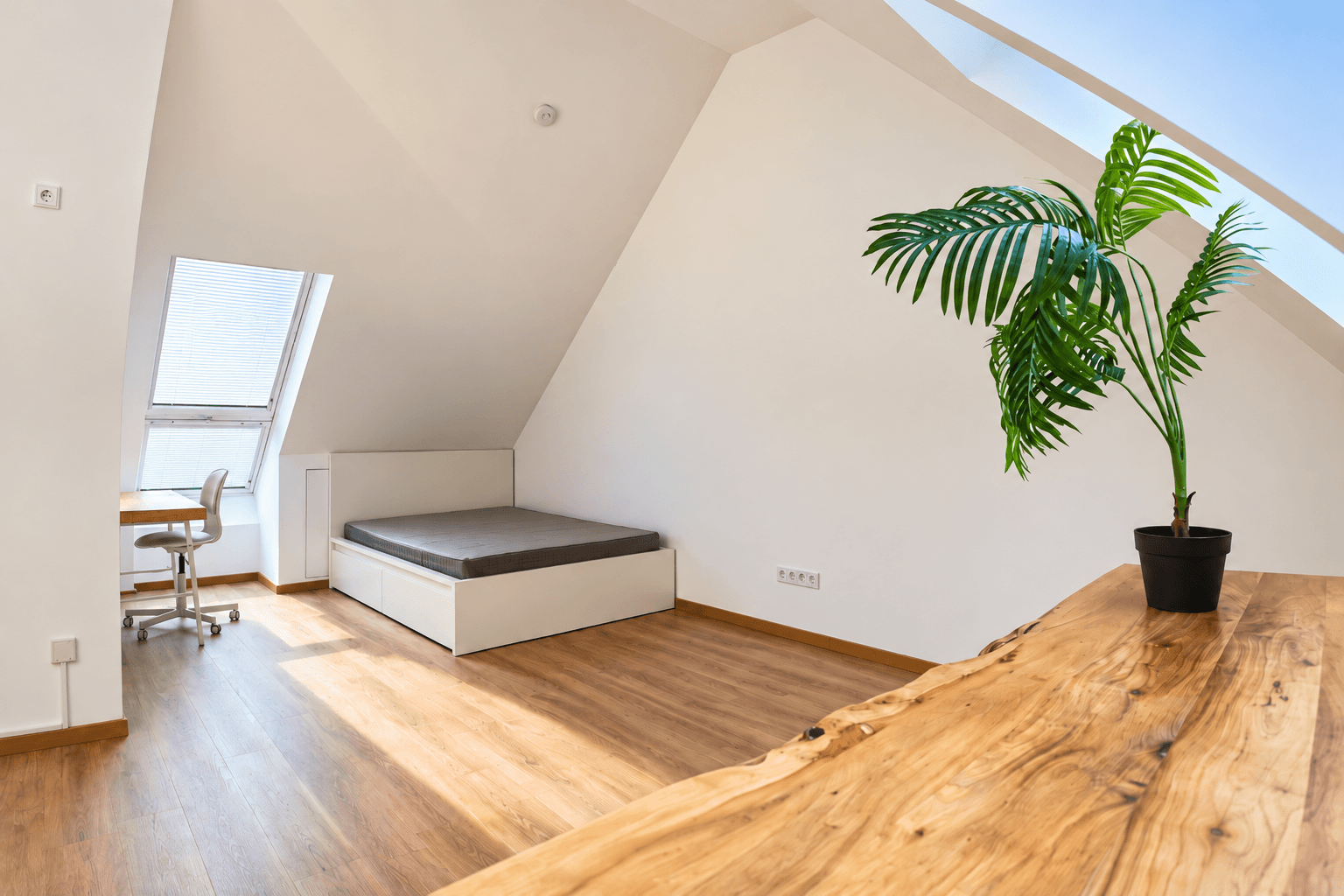 Pronájem bytu 1+1 32 m², Frankfurt am Main, Hessen Pronájem bytu 1+1 32 m², Frankfurt am Main, Hessen