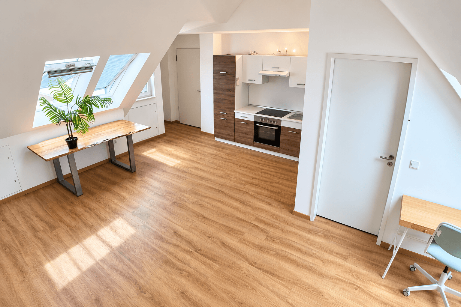 Pronájem bytu 1+1 32 m², Frankfurt am Main, Hessen Pronájem bytu 1+1 32 m², Frankfurt am Main, Hessen