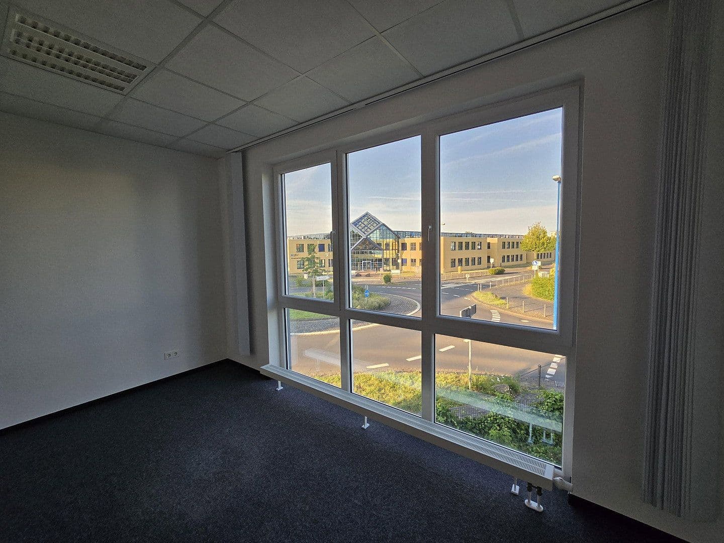 Pronájem kanceláře 190 m², Keramikerstrasse 59, Rheinbach, Severní Porýní-Vestfálsko Pronájem kanceláře 190 m², Keramikerstrasse 59, Rheinbach, Severní Porýní-Vestfálsko