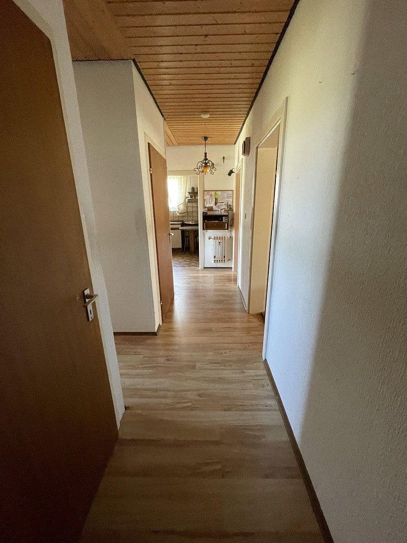 Prodej domu 123 m², pozemek 581 m², Wolfegger Str. 54, Schlier, Bádensko-Württembersko Prodej domu 123 m², pozemek 581 m², Wolfegger Str. 54, Schlier, Bádensko-Württembersko