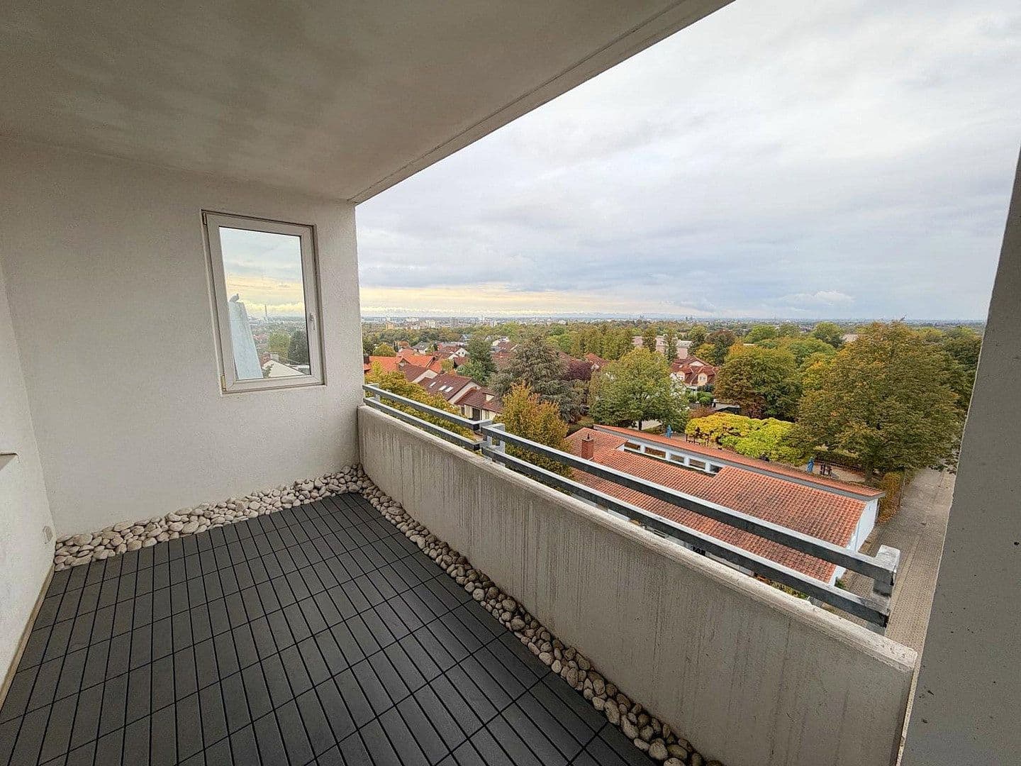 Prodej bytu 3+1 82 m², Gabriel-von-Seidl-Str. 55, Worms, Porýní-Falc Prodej bytu 3+1 82 m², Gabriel-von-Seidl-Str. 55, Worms, Porýní-Falc