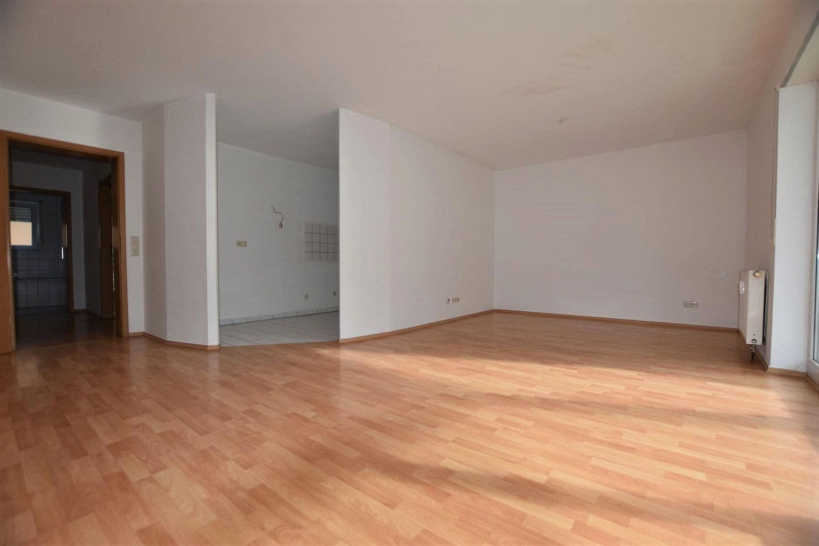 Pronájem bytu 2+1 64 m², Danziger Str. 15, Neckartenzlingen, Bádensko-Württembersko Pronájem bytu 2+1 64 m², Danziger Str. 15, Neckartenzlingen, Bádensko-Württembersko