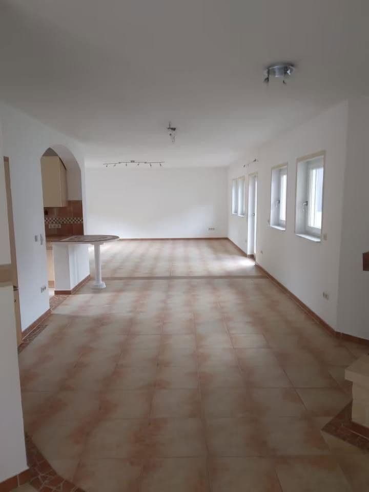 Prodej domu 174 m², pozemek 450 m², Weiherstraße 51, Hochspeyer, Porýní-Falc Prodej domu 174 m², pozemek 450 m², Weiherstraße 51, Hochspeyer, Porýní-Falc