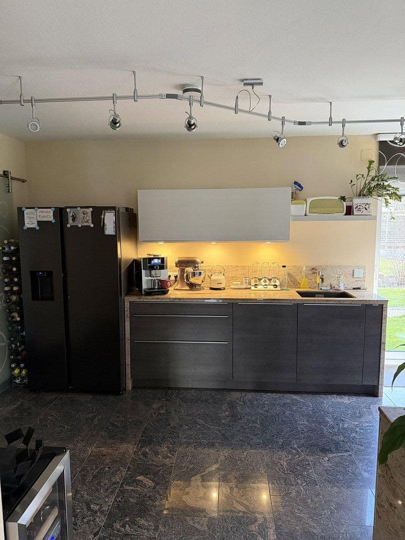 Prodej domu 200 m², pozemek 1.050 m², Feucht, Bavorsko Prodej domu 200 m², pozemek 1.050 m², Feucht, Bavorsko
