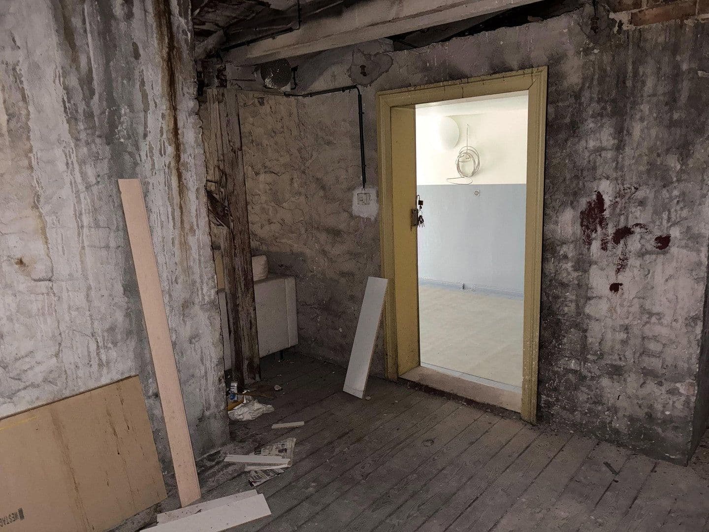 Prodej bytu 4+1 258 m², Blumenwerderstraße 12 / Kantstraße 38, Eberswalde, Braniborsko Prodej bytu 4+1 258 m², Blumenwerderstraße 12 / Kantstraße 38, Eberswalde, Braniborsko