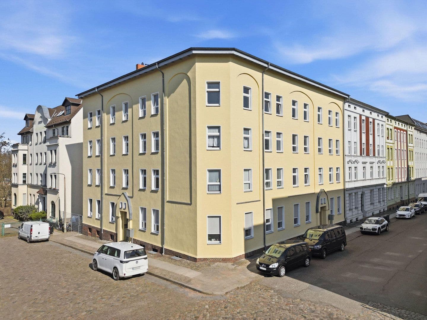 Prodej bytu 4+1 258 m², Blumenwerderstraße 12 / Kantstraße 38, Eberswalde, Braniborsko Prodej bytu 4+1 258 m², Blumenwerderstraße 12 / Kantstraße 38, Eberswalde, Braniborsko