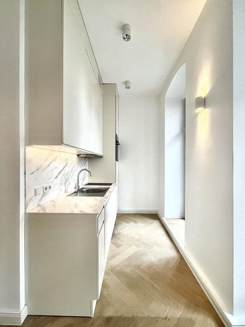 Pronájem bytu 1+1 35 m², Schöneberger Str. 9, Berlin, Berlín Pronájem bytu 1+1 35 m², Schöneberger Str. 9, Berlin, Berlín