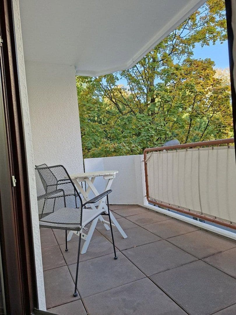 Pronájem bytu 2+1 62 m², Feldbergstr.53 60323 Frankfurt, Frankfurt, Hessen Pronájem bytu 2+1 62 m², Feldbergstr.53 60323 Frankfurt, Frankfurt, Hessen