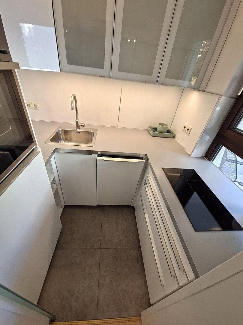 Pronájem bytu 2+1 62 m², Feldbergstr.53 60323 Frankfurt, Frankfurt, Hessen Pronájem bytu 2+1 62 m², Feldbergstr.53 60323 Frankfurt, Frankfurt, Hessen