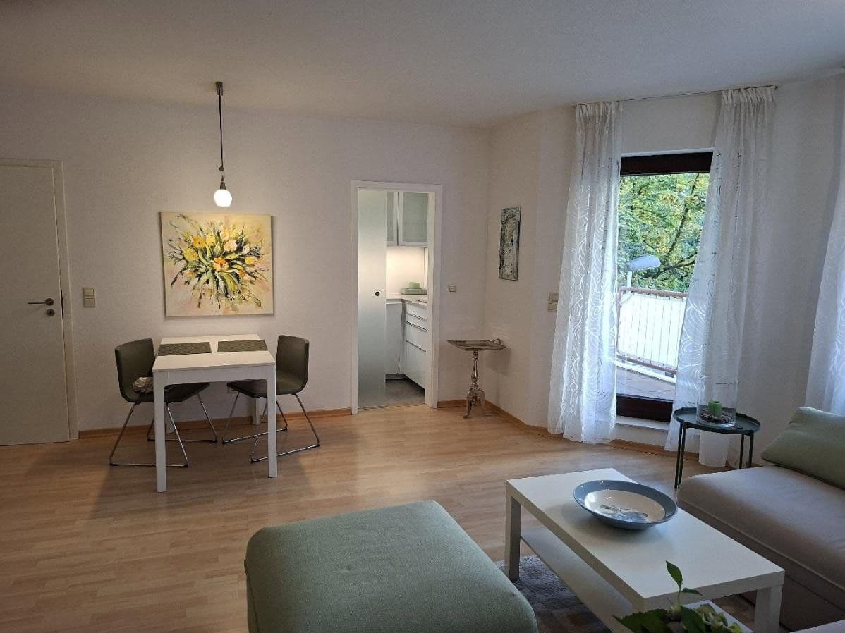 Pronájem bytu 2+1 62 m², Feldbergstr.53 60323 Frankfurt, Frankfurt, Hessen Pronájem bytu 2+1 62 m², Feldbergstr.53 60323 Frankfurt, Frankfurt, Hessen