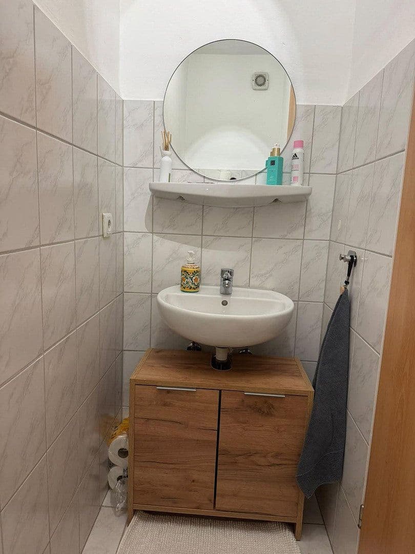 Pronájem bytu 4+1 112 m², Lindlar, Severní Porýní-Vestfálsko Pronájem bytu 4+1 112 m², Lindlar, Severní Porýní-Vestfálsko