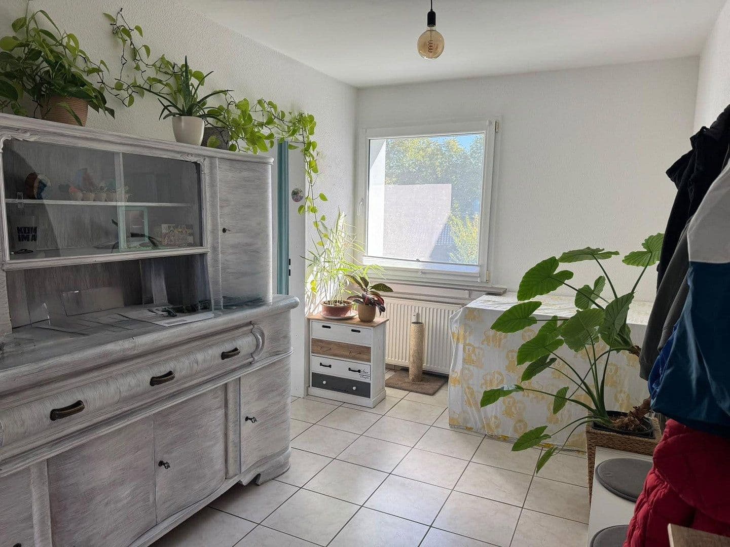 Pronájem bytu 4+1 112 m², Lindlar, Severní Porýní-Vestfálsko Pronájem bytu 4+1 112 m², Lindlar, Severní Porýní-Vestfálsko