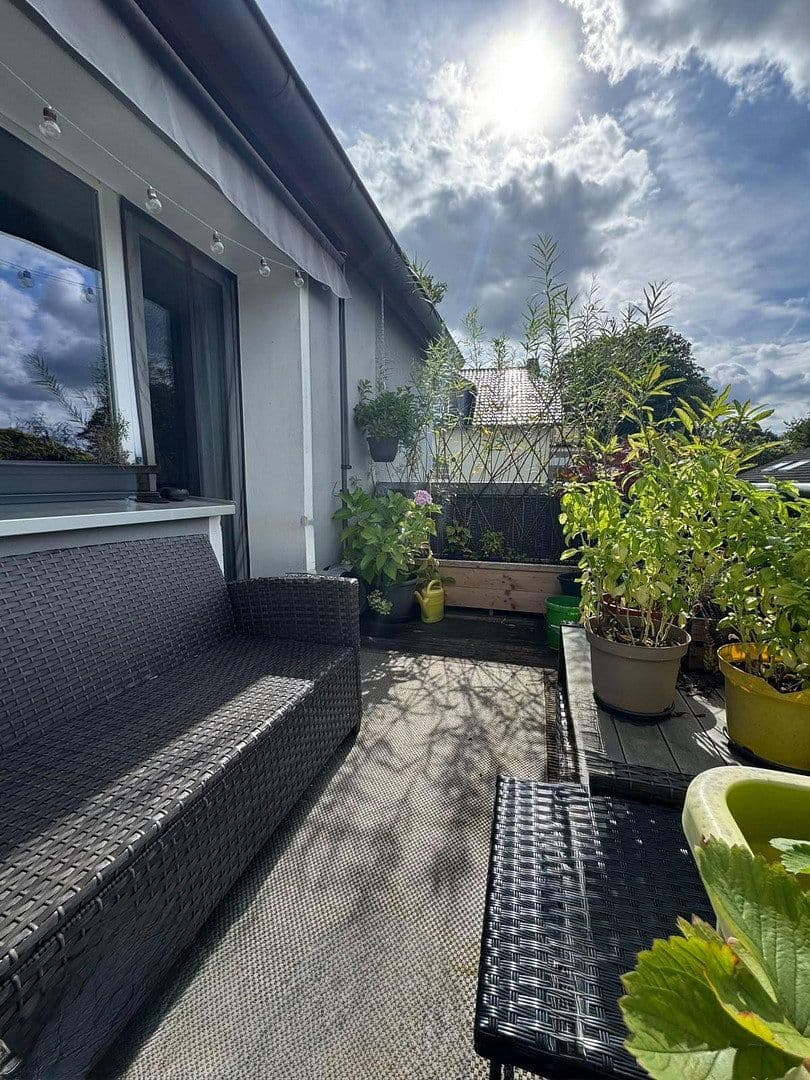 Pronájem bytu 4+1 112 m², Lindlar, Severní Porýní-Vestfálsko Pronájem bytu 4+1 112 m², Lindlar, Severní Porýní-Vestfálsko