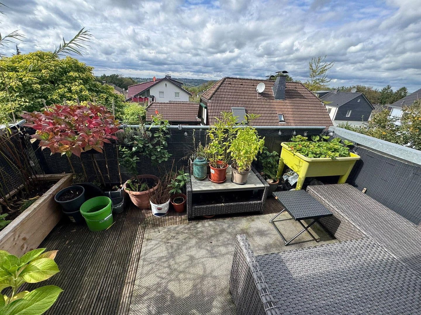Pronájem bytu 4+1 112 m², Lindlar, Severní Porýní-Vestfálsko Pronájem bytu 4+1 112 m², Lindlar, Severní Porýní-Vestfálsko