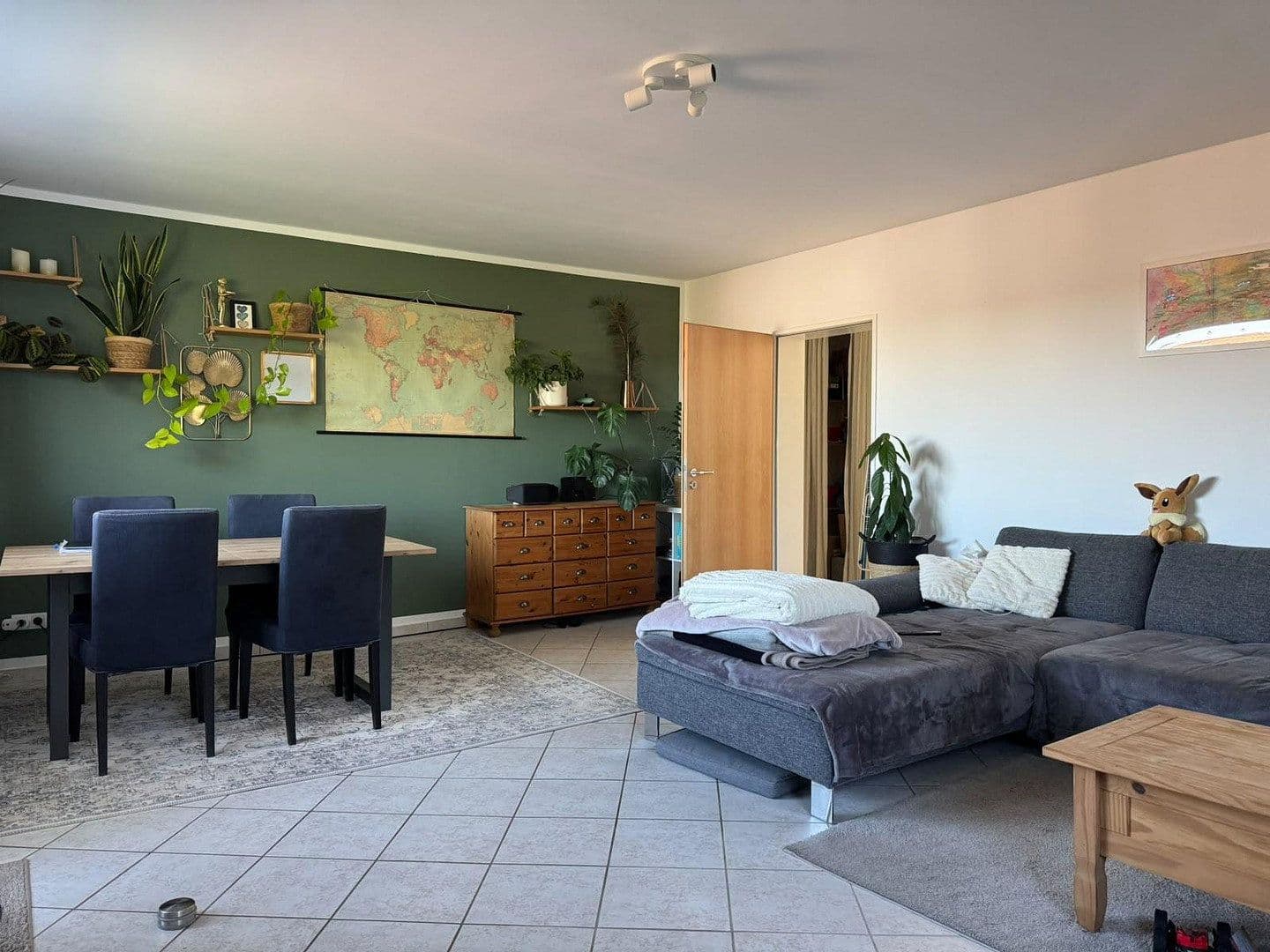 Pronájem bytu 4+1 112 m², Lindlar, Severní Porýní-Vestfálsko Pronájem bytu 4+1 112 m², Lindlar, Severní Porýní-Vestfálsko