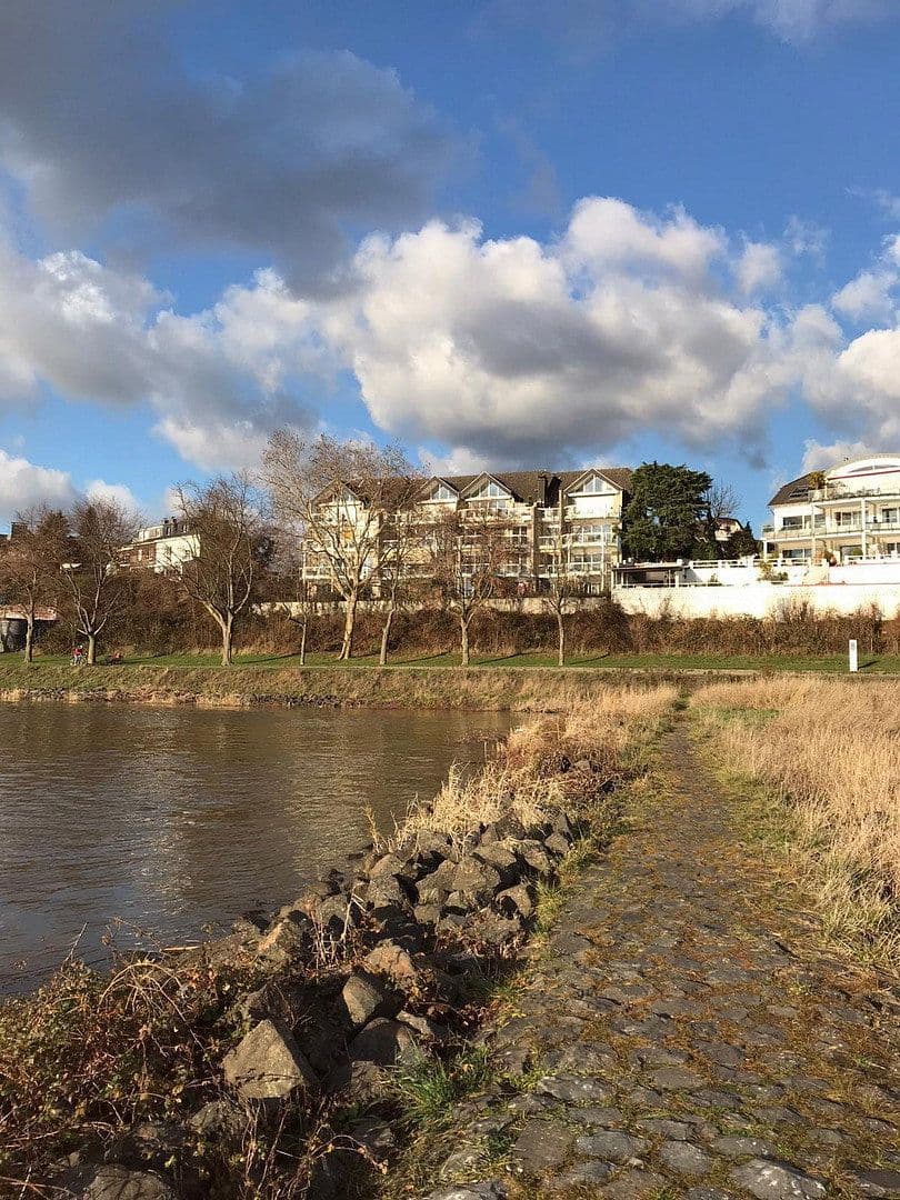 Prodej bytu 2+1 60 m², Köln, Severní Porýní-Vestfálsko Prodej bytu 2+1 60 m², Köln, Severní Porýní-Vestfálsko