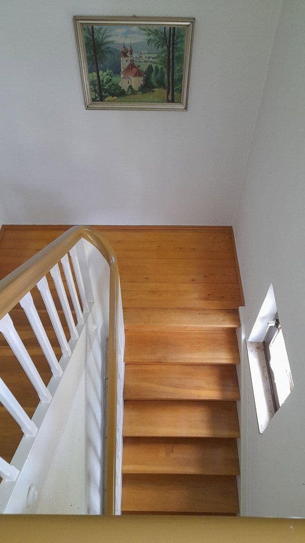 Prodej domu 117 m², pozemek 910 m², Gartenstr. 7, Breitenbrunn, Bavorsko Prodej domu 117 m², pozemek 910 m², Gartenstr. 7, Breitenbrunn, Bavorsko