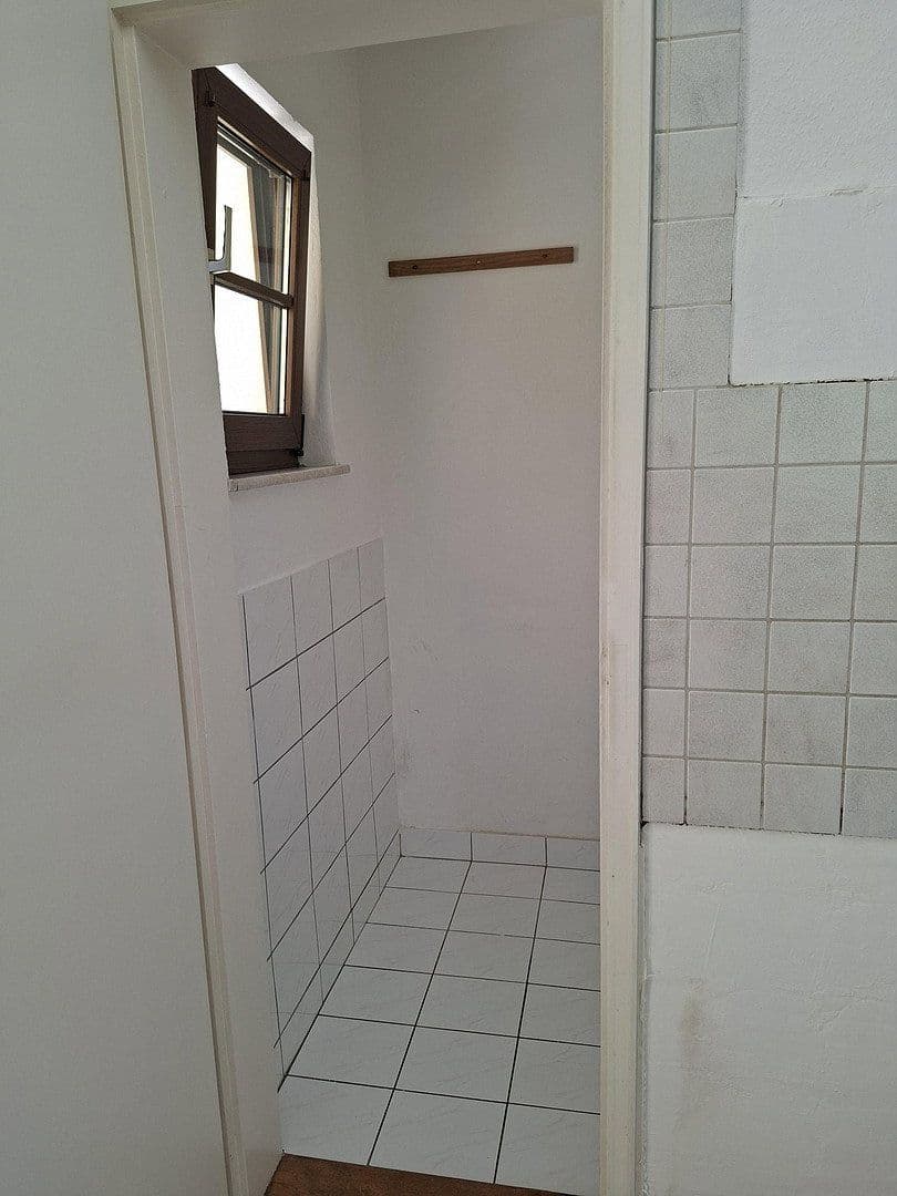 Prodej domu 117 m², pozemek 910 m², Gartenstr. 7, Breitenbrunn, Bavorsko Prodej domu 117 m², pozemek 910 m², Gartenstr. 7, Breitenbrunn, Bavorsko