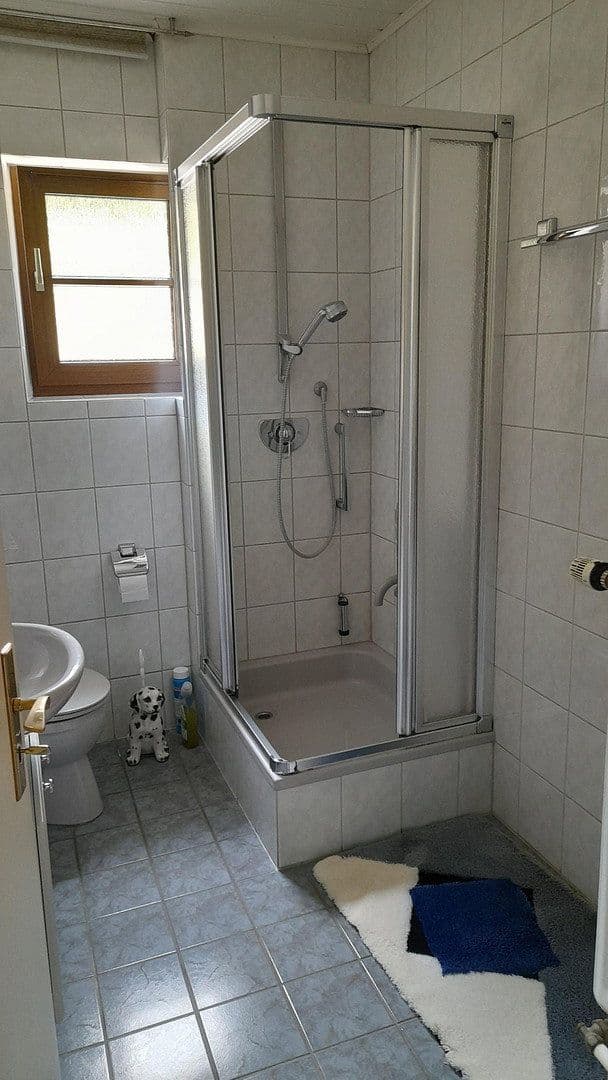 Prodej domu 117 m², pozemek 910 m², Gartenstr. 7, Breitenbrunn, Bavorsko Prodej domu 117 m², pozemek 910 m², Gartenstr. 7, Breitenbrunn, Bavorsko