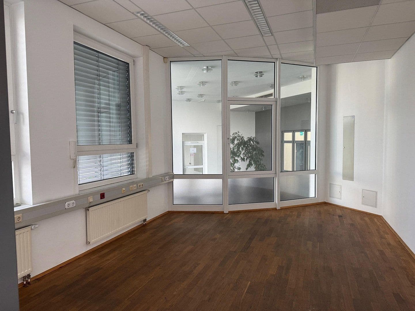 Pronájem kanceláře 175 m², Anna-Schneider-Steig 19, Köln, Severní Porýní-Vestfálsko Pronájem kanceláře 175 m², Anna-Schneider-Steig 19, Köln, Severní Porýní-Vestfálsko
