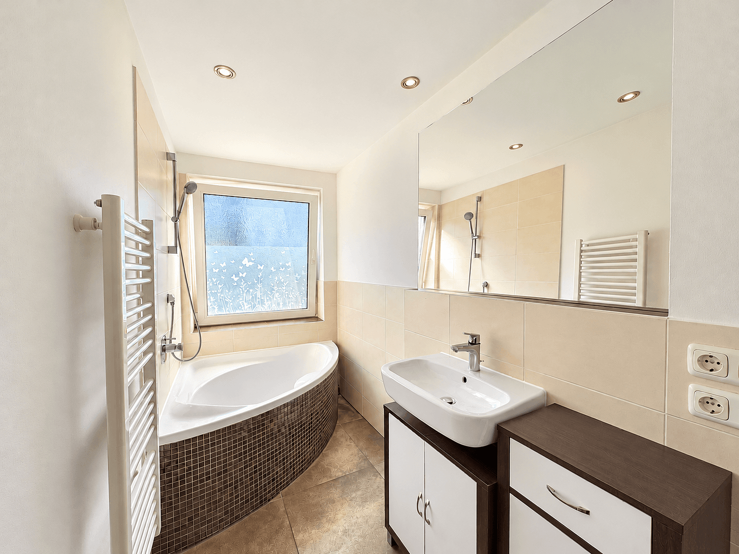 Prodej bytu 3+1 76 m², München, Bavorsko Prodej bytu 3+1 76 m², München, Bavorsko