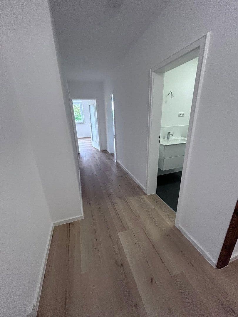 Pronájem bytu 3+1 76 m², Pestalozzistraße 1, Germering, Bavorsko Pronájem bytu 3+1 76 m², Pestalozzistraße 1, Germering, Bavorsko