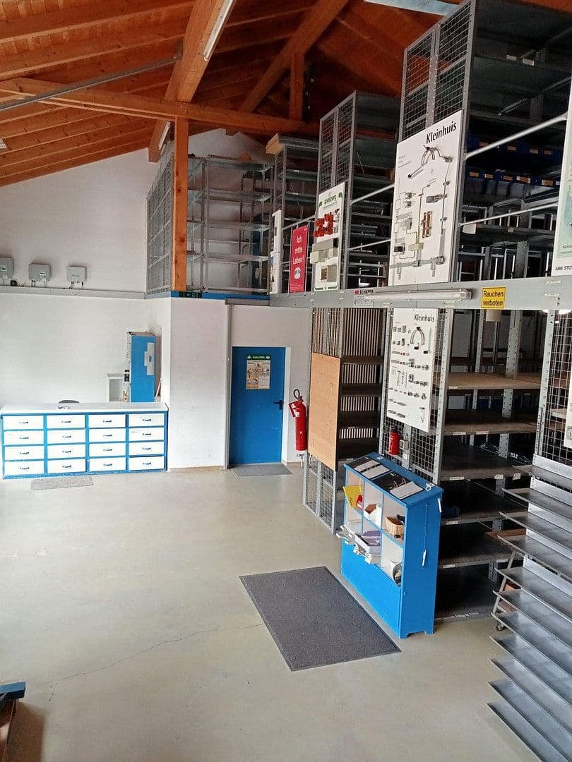 Pronájem nebytového prostoru 2.100 m², Auenweg 20, Eichendorf, Bavorsko Pronájem nebytového prostoru 2.100 m², Auenweg 20, Eichendorf, Bavorsko