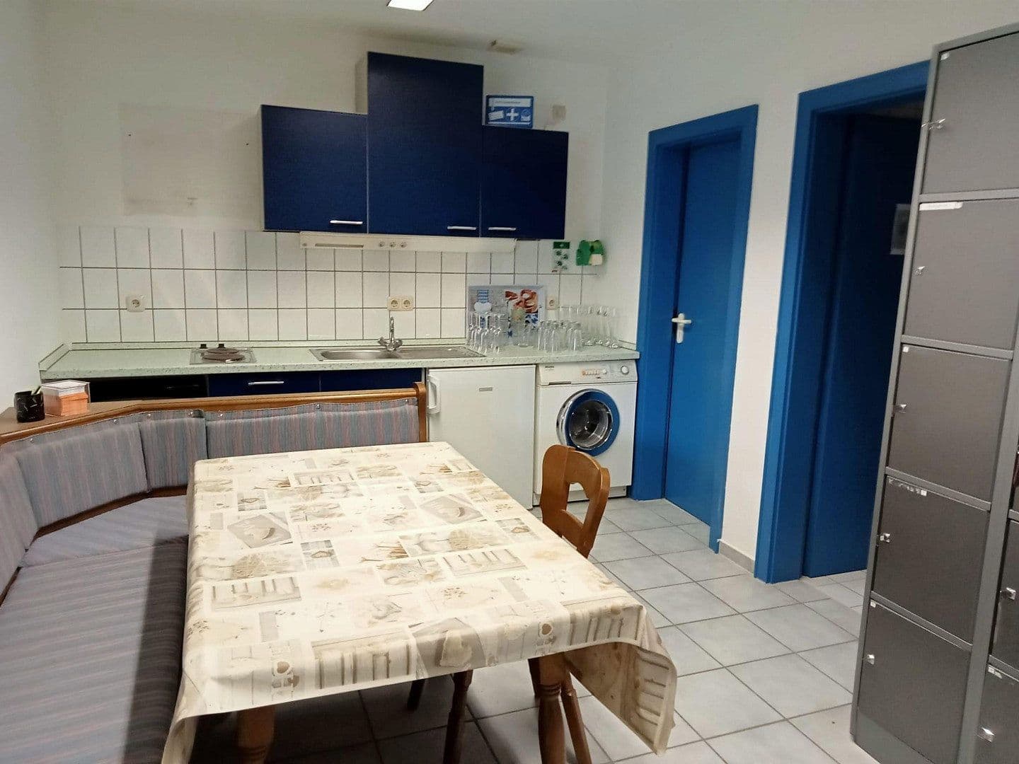 Pronájem nebytového prostoru 2.100 m², Auenweg 20, Eichendorf, Bavorsko Pronájem nebytového prostoru 2.100 m², Auenweg 20, Eichendorf, Bavorsko