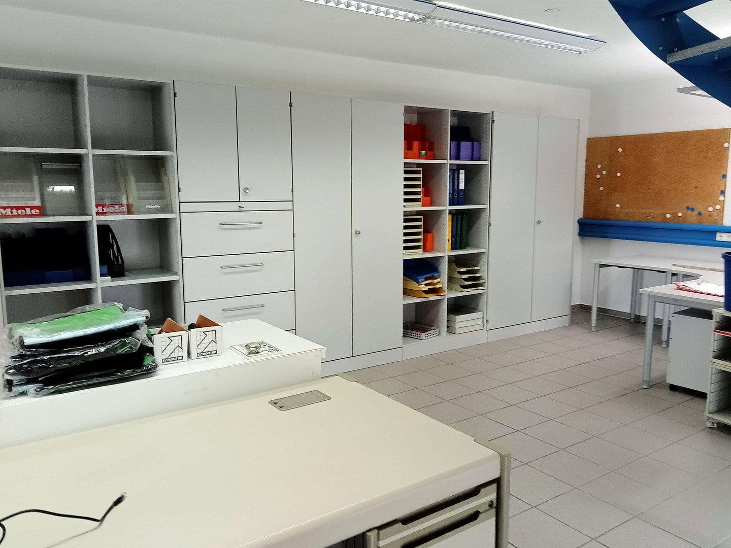 Pronájem nebytového prostoru 2.100 m², Auenweg 20, Eichendorf, Bavorsko Pronájem nebytového prostoru 2.100 m², Auenweg 20, Eichendorf, Bavorsko