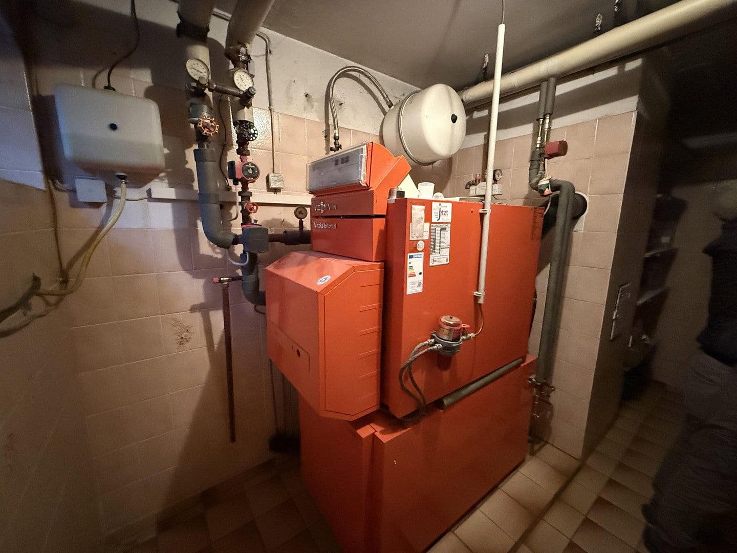 Prodej domu 358 m², pozemek 482 m², Marxzell, Bádensko-Württembersko Prodej domu 358 m², pozemek 482 m², Marxzell, Bádensko-Württembersko