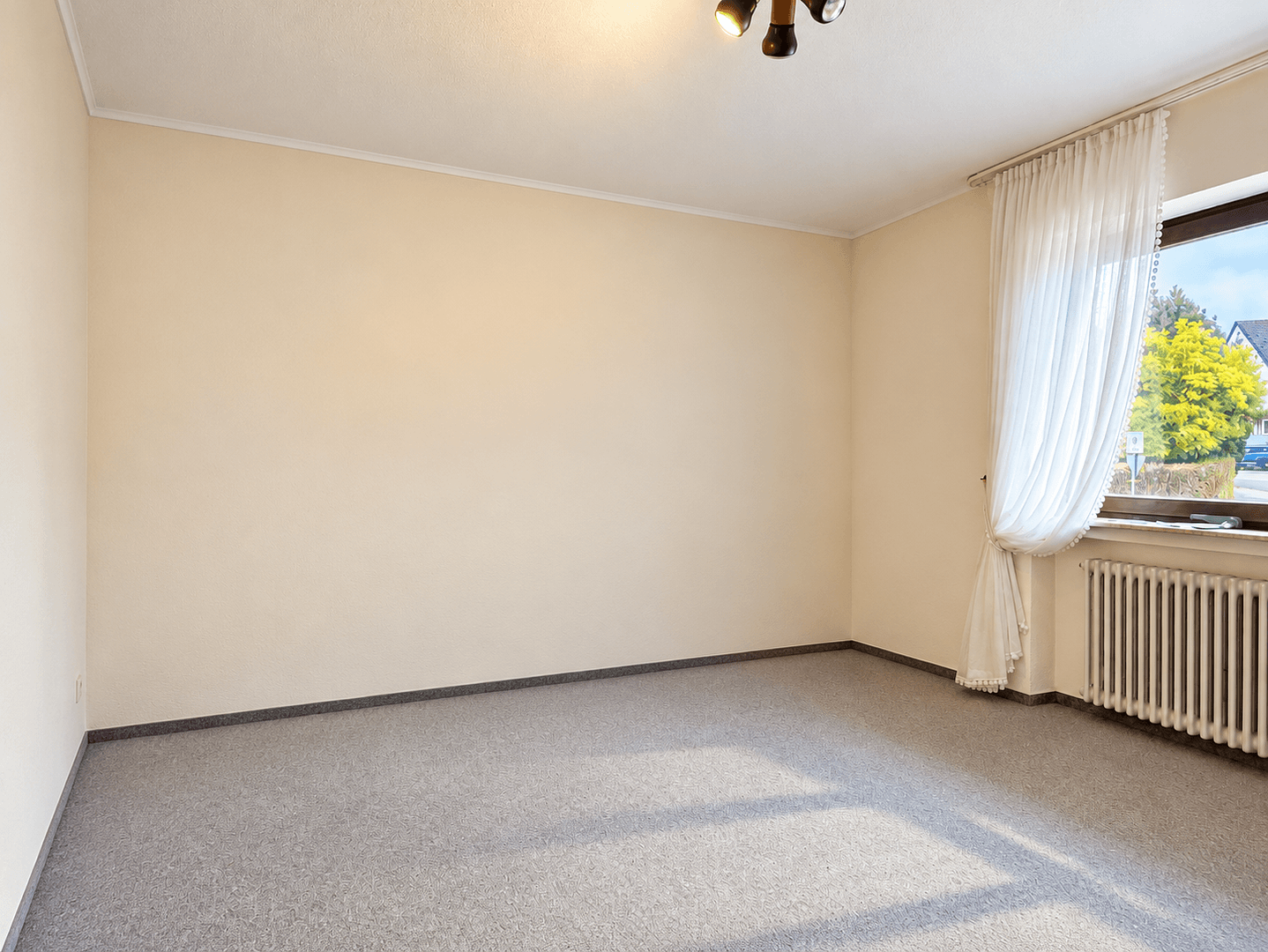 Prodej domu 358 m², pozemek 482 m², Marxzell, Bádensko-Württembersko Prodej domu 358 m², pozemek 482 m², Marxzell, Bádensko-Württembersko