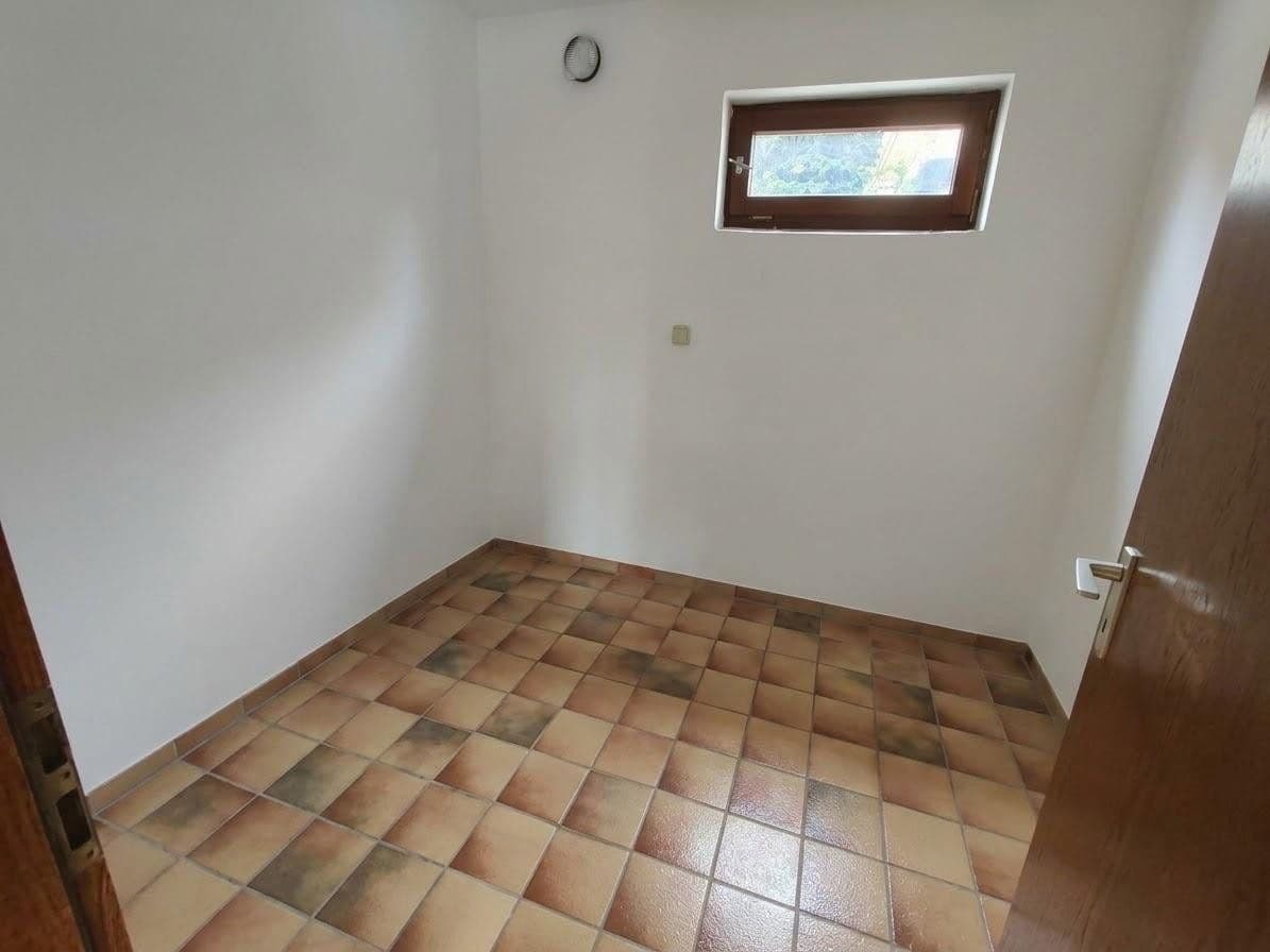 Prodej domu 358 m², pozemek 482 m², Marxzell, Bádensko-Württembersko Prodej domu 358 m², pozemek 482 m², Marxzell, Bádensko-Württembersko