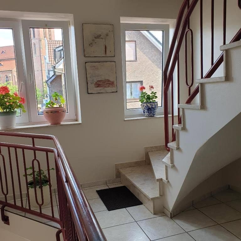 Pronájem bytu 4+1 76 m², Nieberdingstraße 15, Steinfeld, Dolní Sasko Pronájem bytu 4+1 76 m², Nieberdingstraße 15, Steinfeld, Dolní Sasko