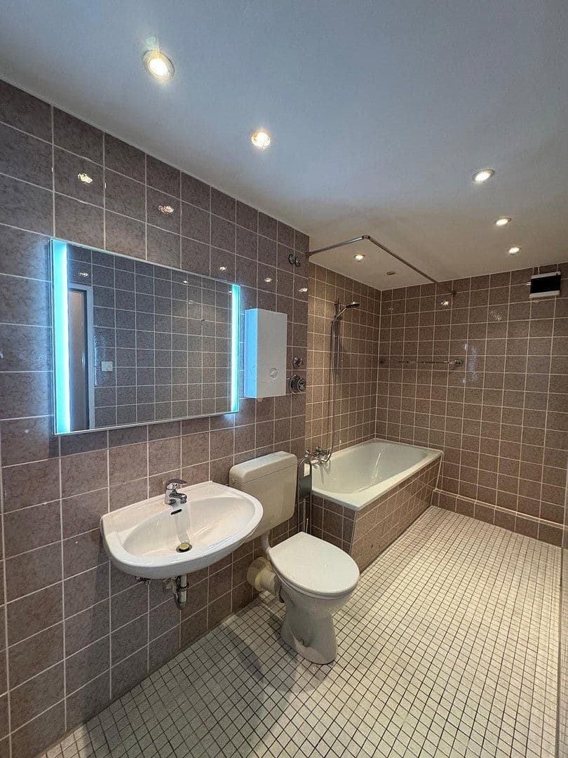 Pronájem bytu 2+1 72 m², Mörfelden-Walldorf, Hessen Pronájem bytu 2+1 72 m², Mörfelden-Walldorf, Hessen