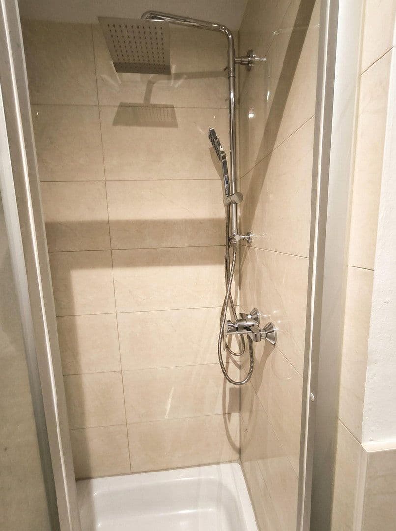 Pronájem bytu 2+1 55 m², Demmeringstraße 68, Leipzig, Sasko Pronájem bytu 2+1 55 m², Demmeringstraße 68, Leipzig, Sasko