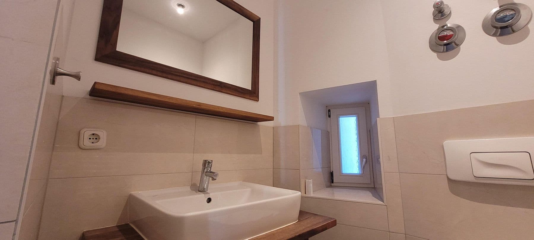 Pronájem bytu 2+1 55 m², Demmeringstraße 68, Leipzig, Sasko Pronájem bytu 2+1 55 m², Demmeringstraße 68, Leipzig, Sasko